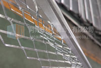 Expanded angle beads